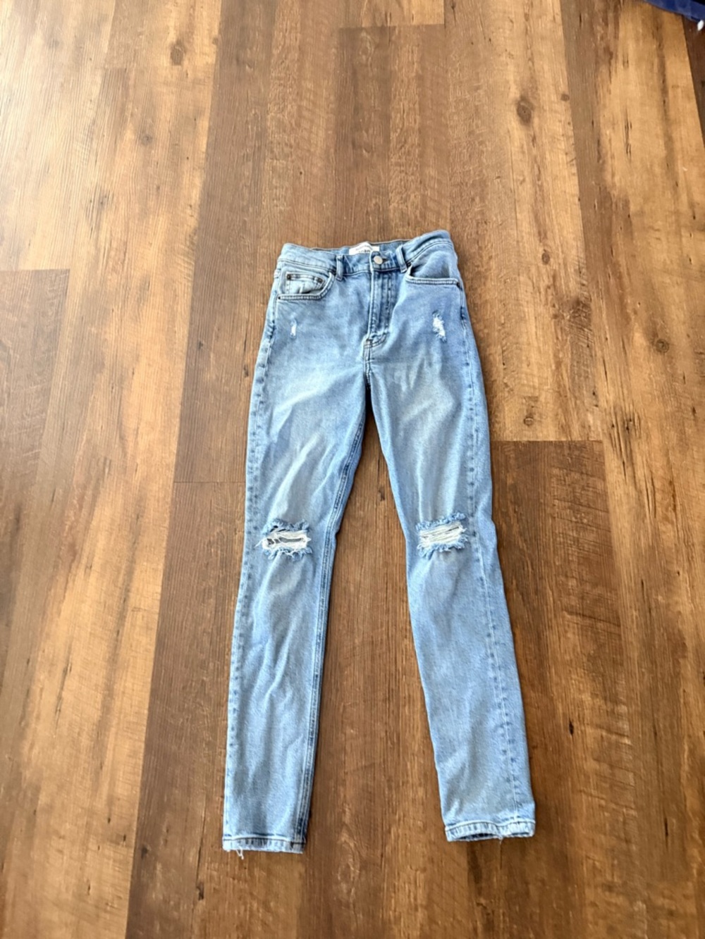 Reformation Miami Distressed Skinny Jean 27